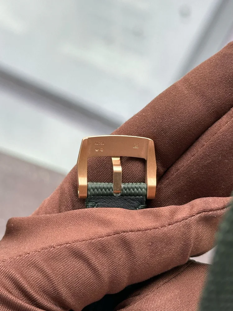 Selfwinding GREEN DIAL 15210OR